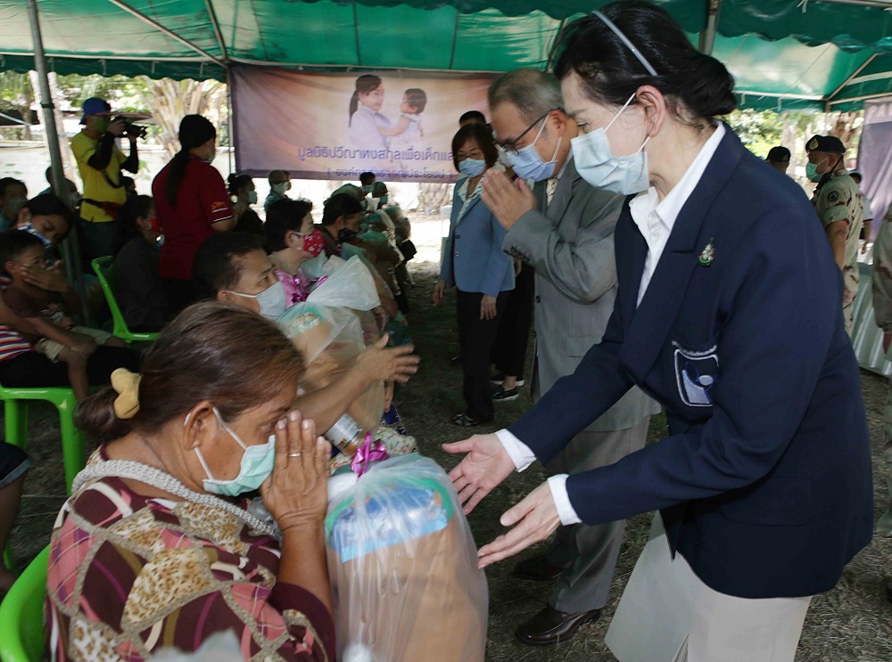 น้ำใจคนไทยไม่เคยเหือดแห้ง…ช่วยซับน้ำตาผู้ประสบภัยโควิด