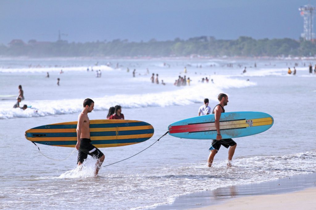 แพลนลิสต์ เที่ยวทะเลบาหลี  3 พิกัดหาดดัง ที่เหล่าคนรักทะเลและการเล่นเซิร์ฟ ห้ามพลาด!!